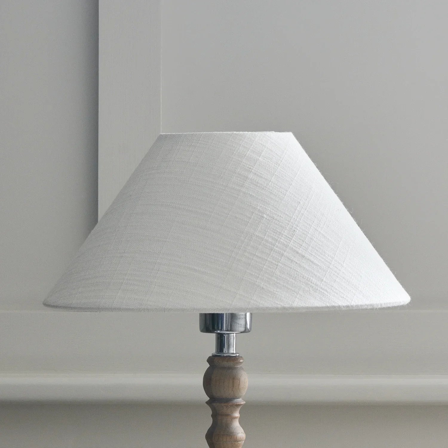Neptune Accessories_Lighting_Lighting accessories Oliver Linen Coolie Lampshade, Warm White