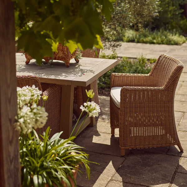 Neptune Seasonal_Garden_Outdoor sofas and relaxed chairs default Stanway 8 Seater Teak Garden Dining Table Set with Carver Chairs, Honey