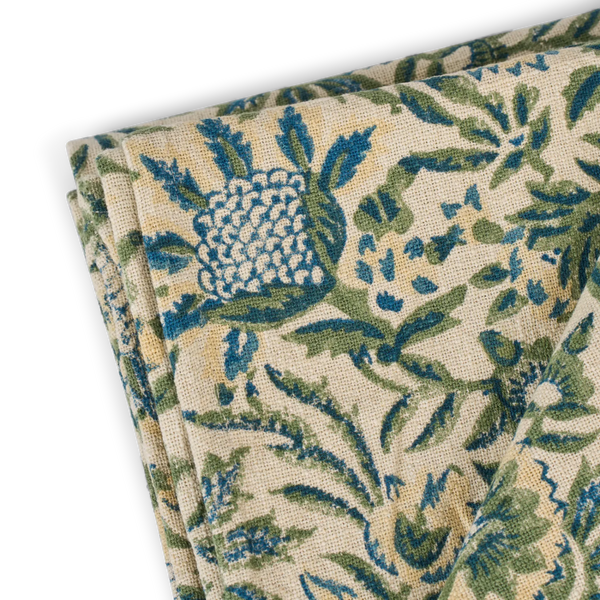 Neptune Accessories_Tabletop_Table linens default Sylvie Tablecloth, 350cm x 175cm