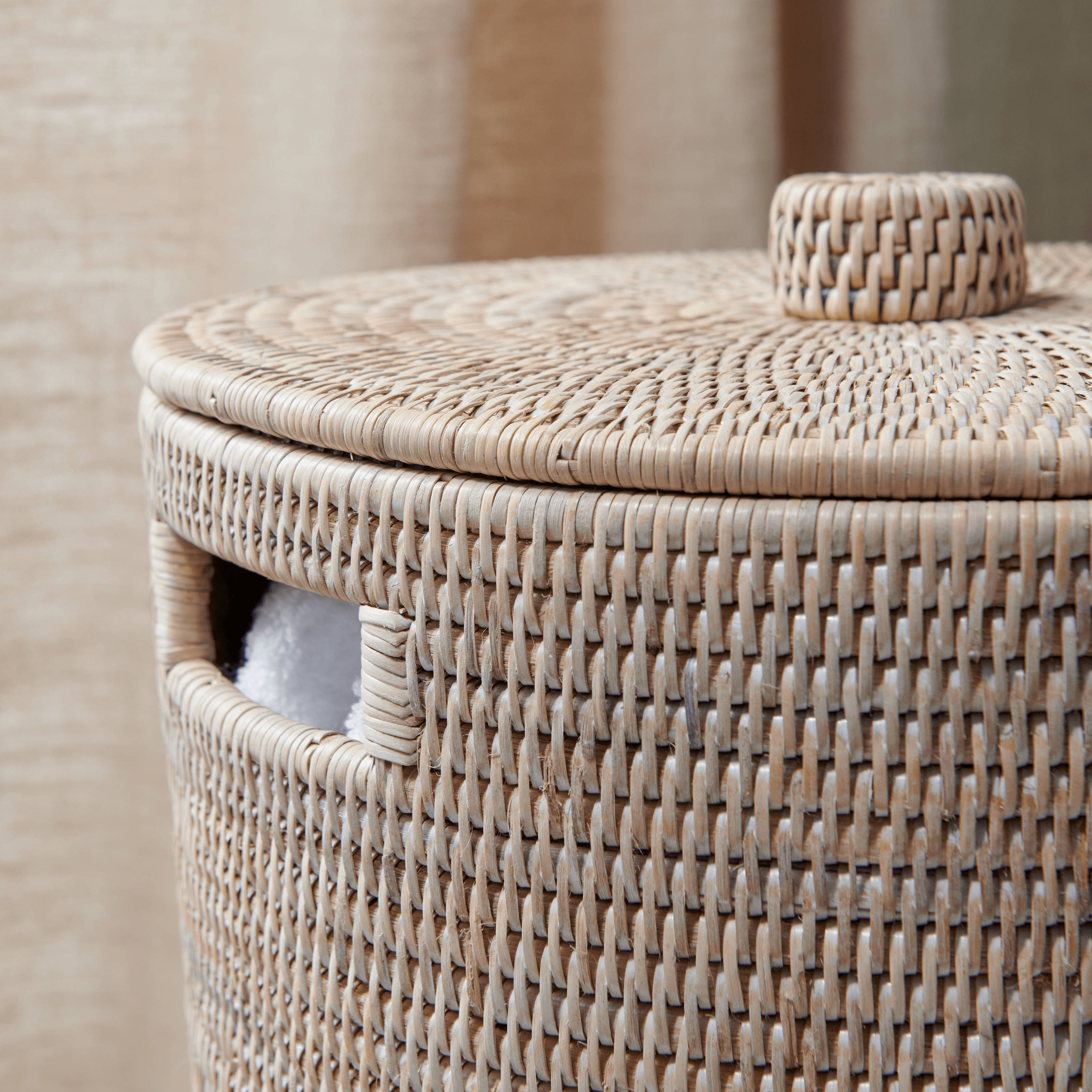 Neptune Baskets Ashcroft Laundry Basket