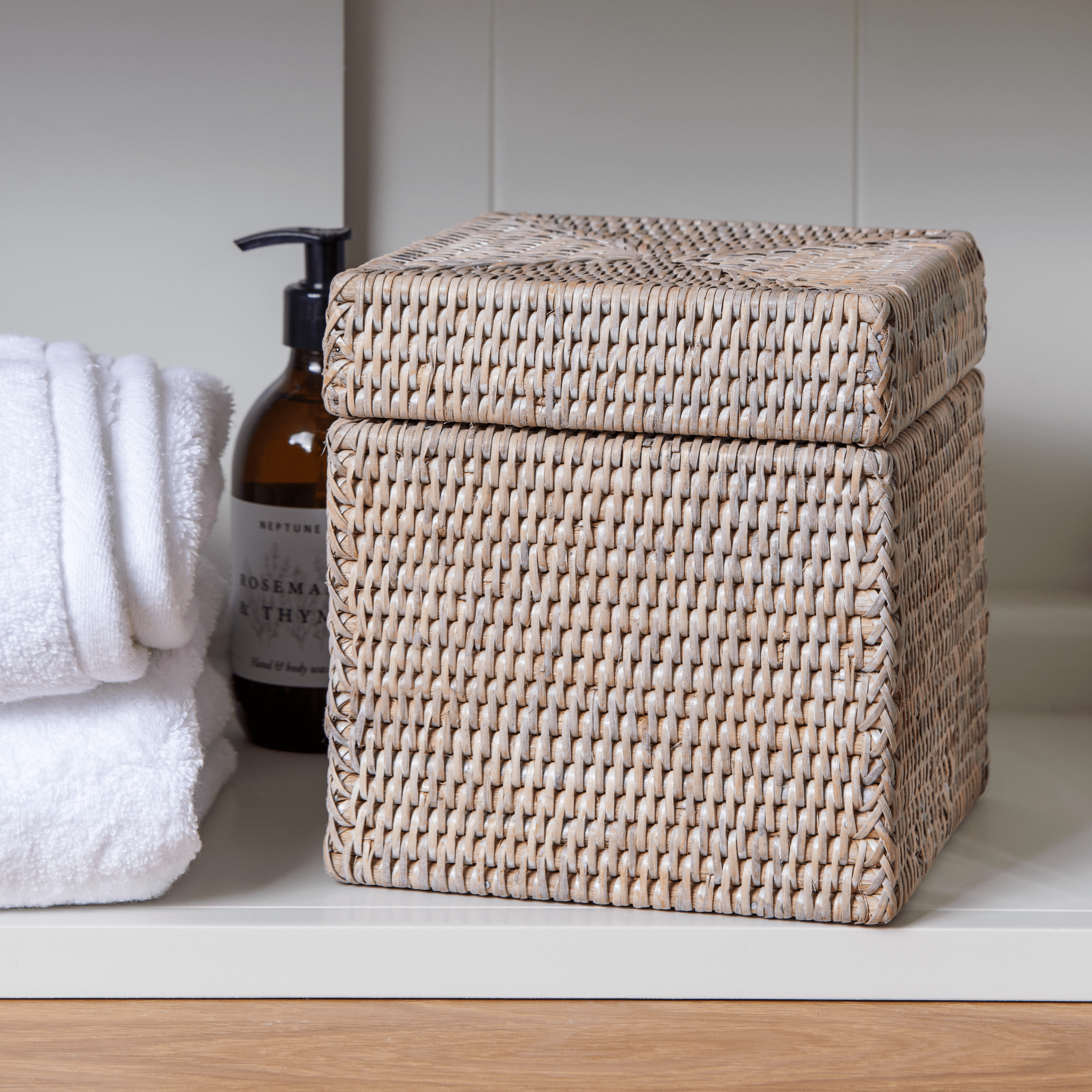 Neptune Baskets Square Ashcroft Lidded Box