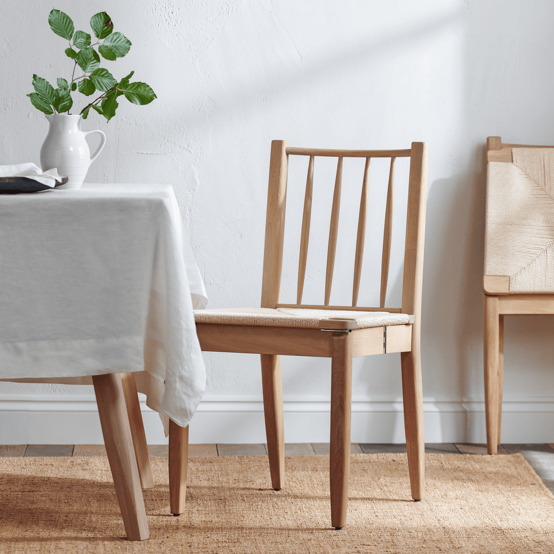 Wycombe Rectangular Oak Dining Table – Neptune