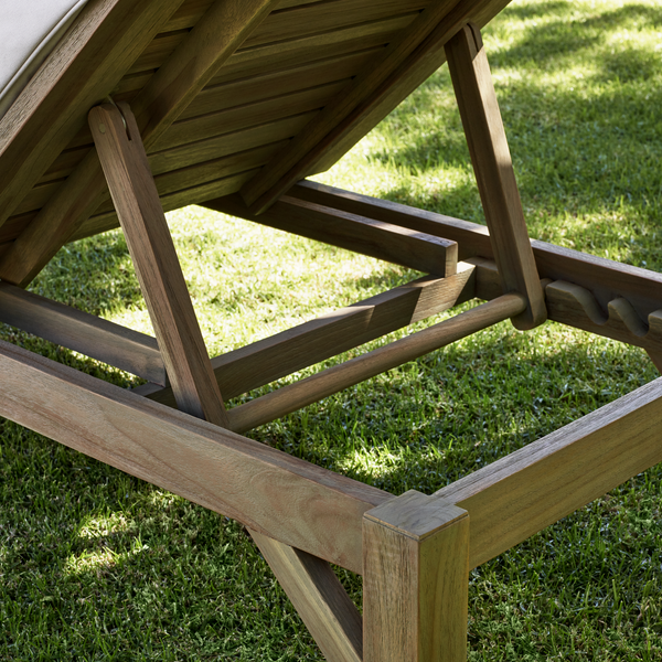 Neptune Sunlounger Harmondsworth Sunlounger